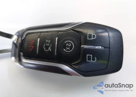 2015 Ford Mustang V6 z USA, uszkodzony, nr VIN 1FATP8EM7F5427292